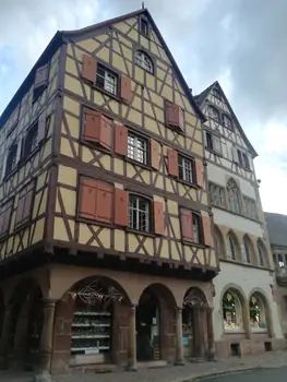 Folklore dancing in the evening at Colmar, Alsace (France)